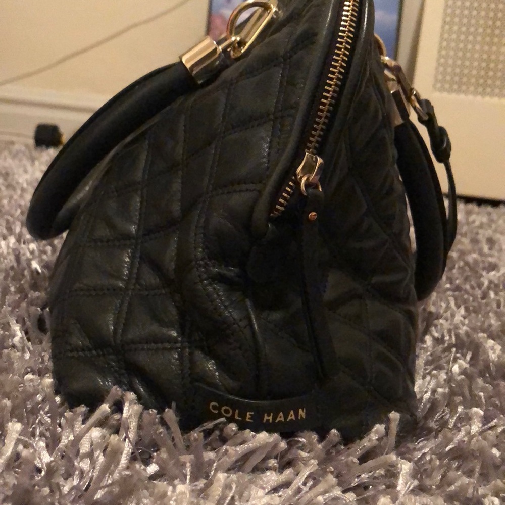 Handbag - Picture 2 of 4